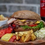 برگر بوقلمون ویژه با پک بامی